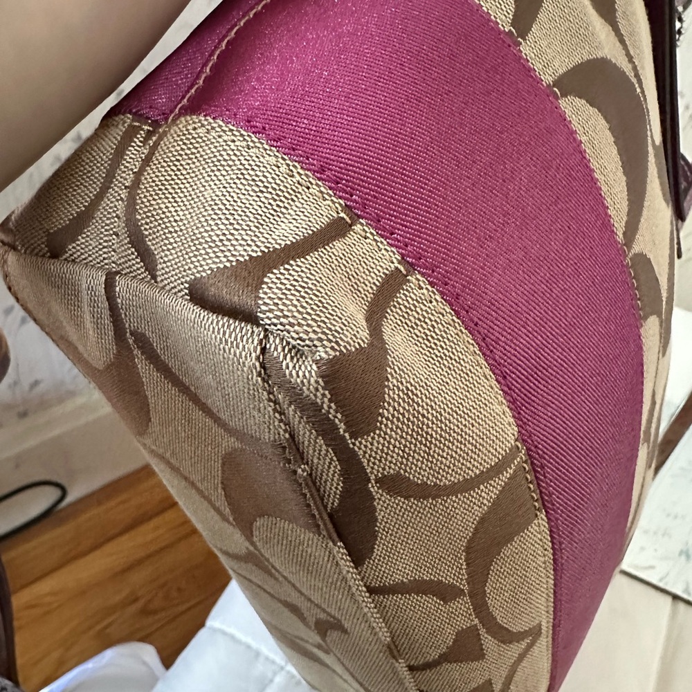 Coach Brown and Pink Tote with Signature Style - Picture 11 of 16